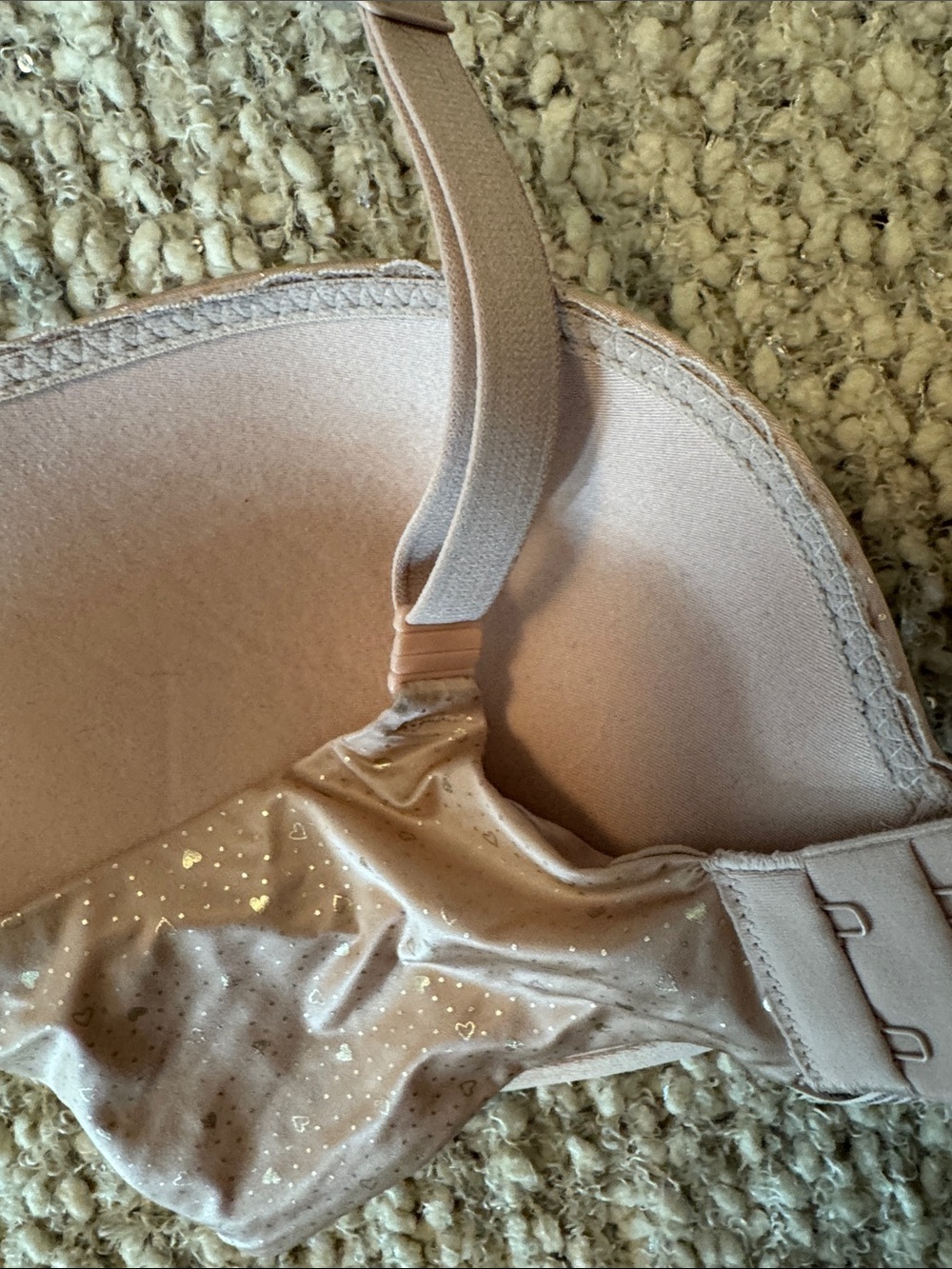 Victoria’s Secret Body Push-up bra- Nude Pink with gold hearts 34DD - Picture 5 of 5